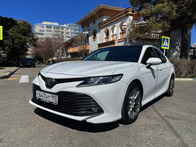 Toyota Camry V70